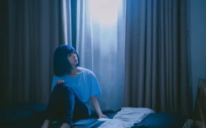 Kitaro_绮太郎《黑川赤音》主题写真：33张全套美图