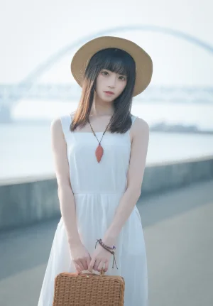 Kitaro_绮太郎《少女感》主题写真：17张全套美图
