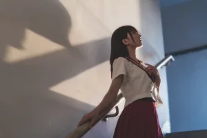 Kitaro_绮太郎《赤》主题写真：24张全套美图
