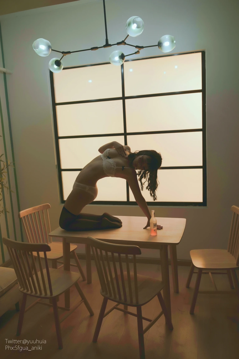 Kokuhui(yuuhui玉汇)《宿醉》主题写真：88张全套美图