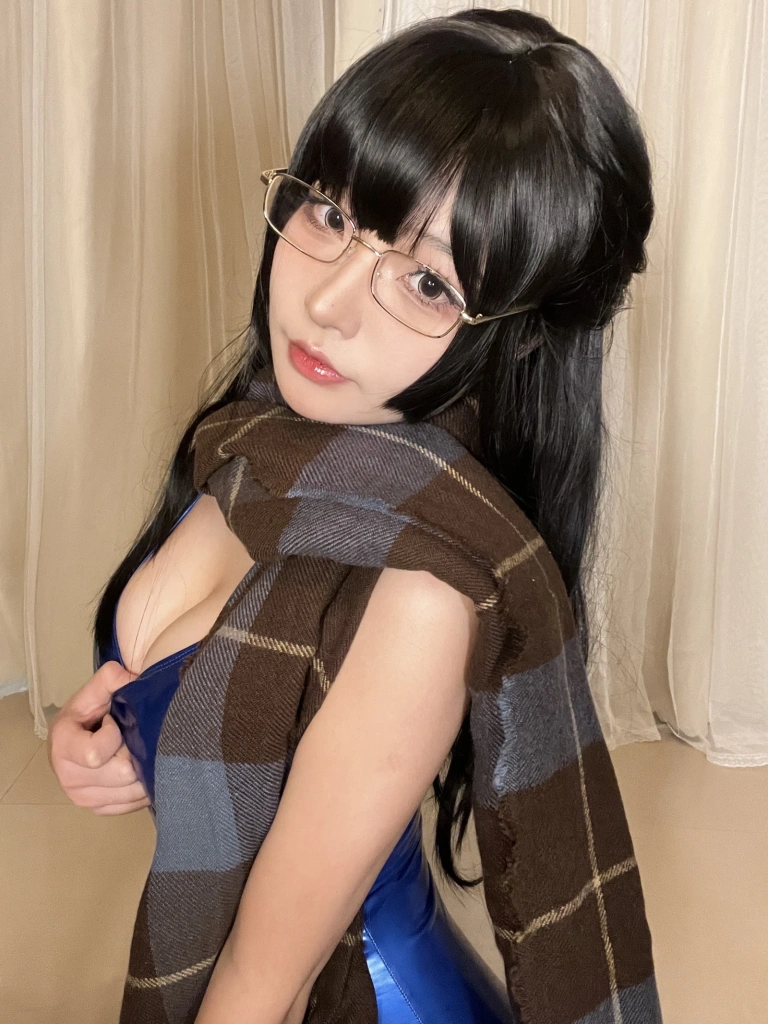 Kokuhui(yuuhui玉汇)《游泳部学姐自拍》主题写真：30张全套美图