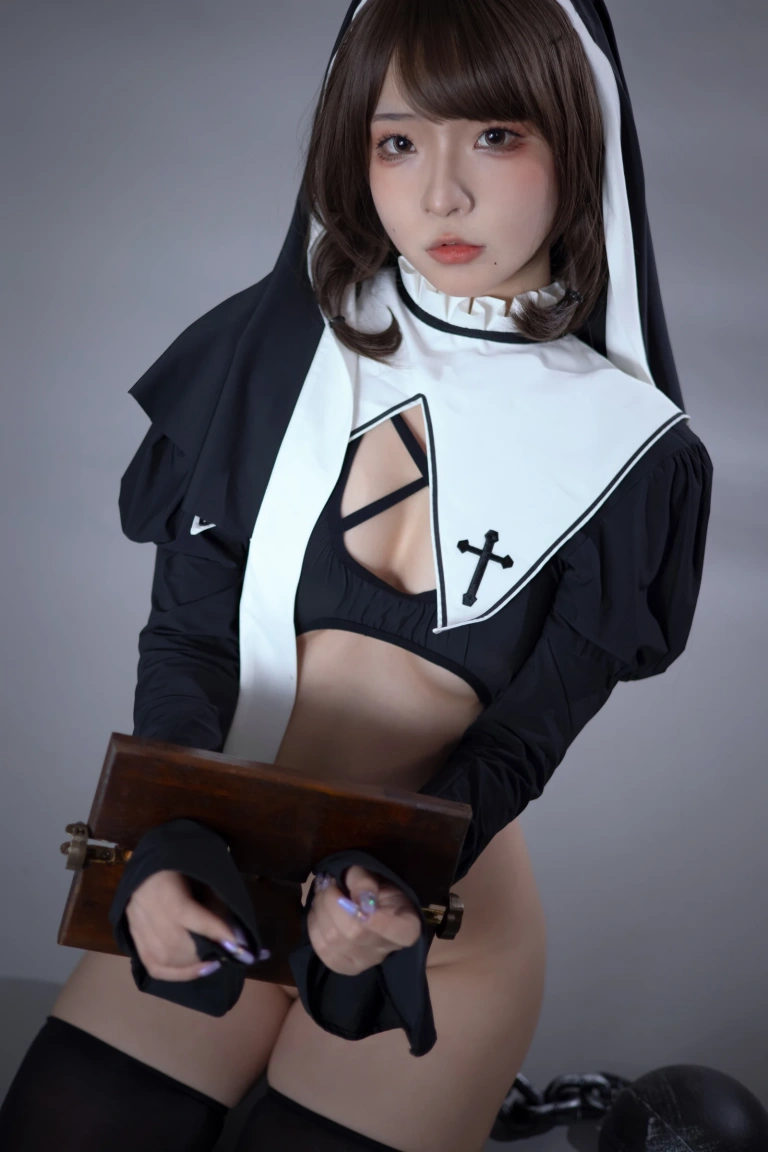 Kokuhui(yuuhui玉汇)《罪罚修女》主题写真：95张全套美图