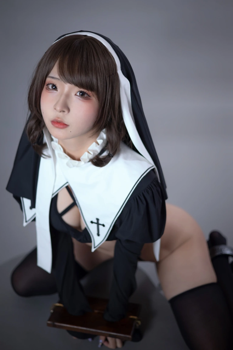Kokuhui(yuuhui玉汇)《罪罚修女》主题写真：95张全套美图