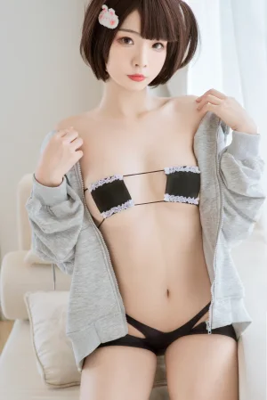Kokuhui(yuuhui玉汇)《妹の泳装》主题写真：22张全套美图
