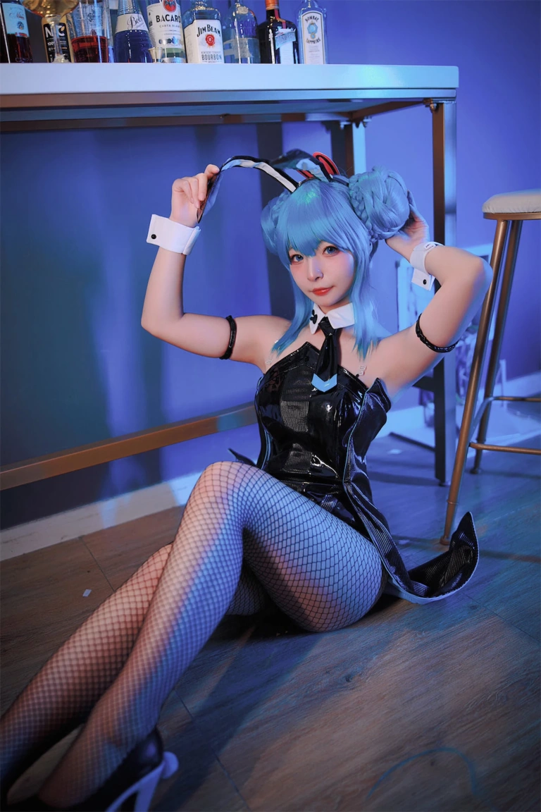 Kokuhui(yuuhui玉汇)《初音黑兔》主题写真：47张全套美图