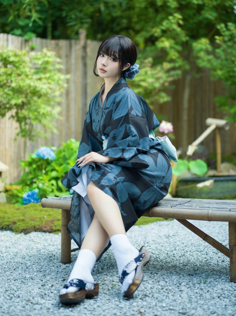 Kokuhui(yuuhui玉汇)《中庭之妻》主题写真：117张全套美图，含3个视频