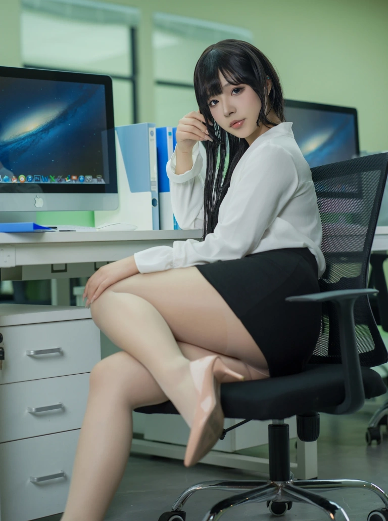 Kokuhui(yuuhui玉汇)《2024 Vol.04 潜规则 Hidden Rules》主题写真：137张全套美图
