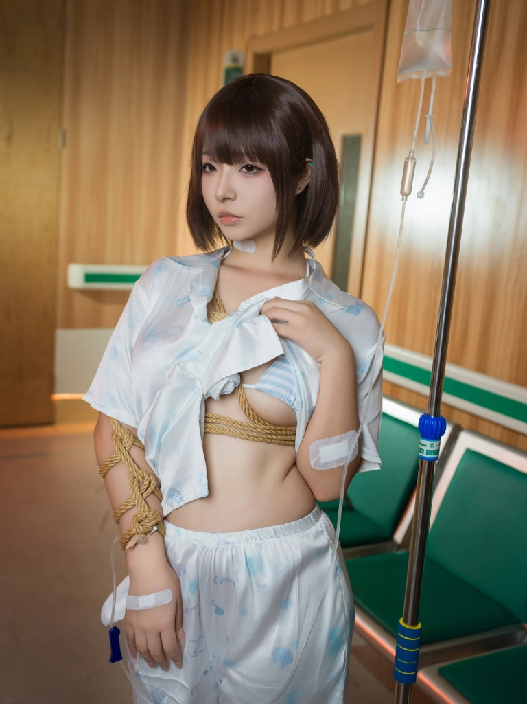 Kokuhui(yuuhui玉汇)《病患》主题写真：111张全套美图