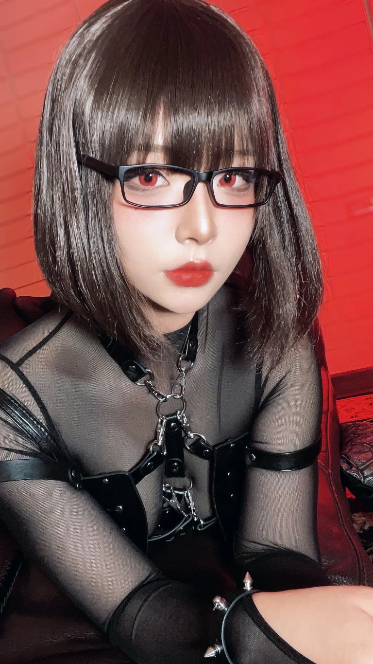 Kokuhui(yuuhui玉汇)《Patreon订阅 S级魅魔》主题写真：42张全套美图，含2个视频