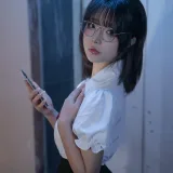 Kokuhui(yuuhui玉汇)《电梯间の尾行》主题写真：164张全套美图，含1个视频