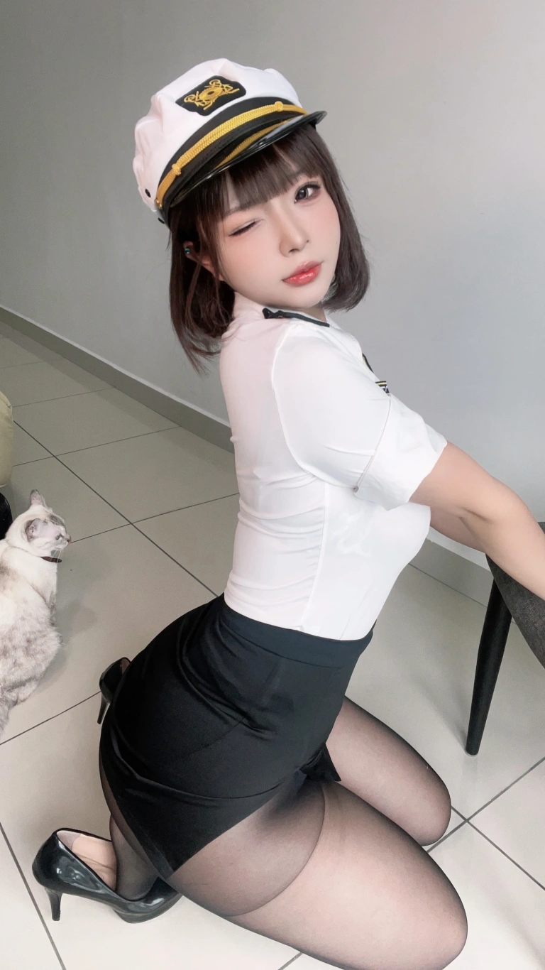 Kokuhui(yuuhui玉汇)《坏坏女警》主题写真：48张全套美图，含2个视频