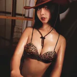 Kokuhui(yuuhui玉汇)《豹纹牛仔》主题写真：25张全套美图