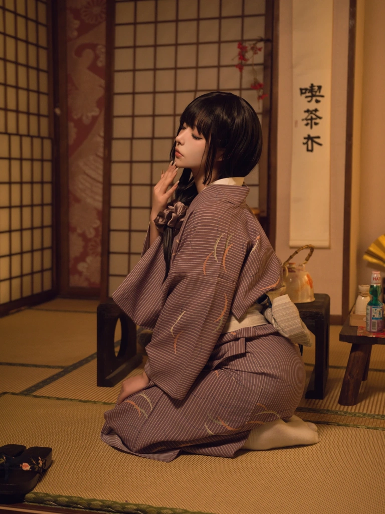 Kokuhui(yuuhui玉汇)《独居的寡姐》主题写真：135张全套美图，含1个视频