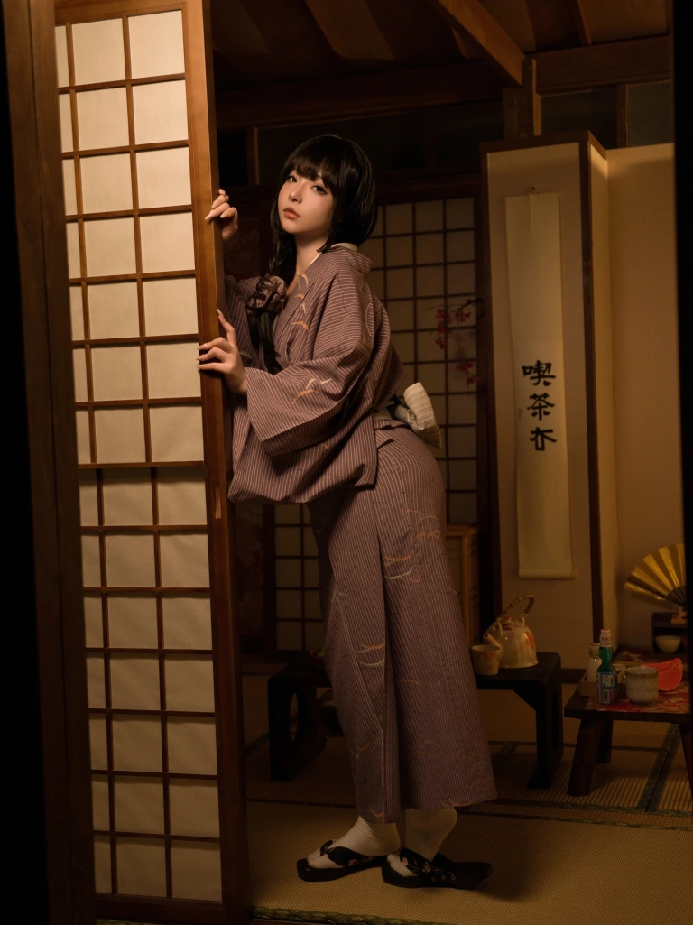 Kokuhui(yuuhui玉汇)《独居的寡姐》主题写真：135张全套美图，含1个视频
