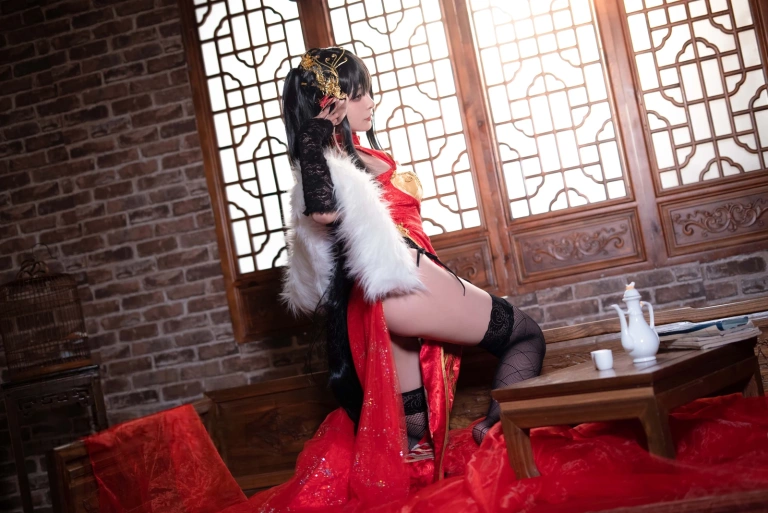 Kokuhui(yuuhui玉汇)《碧蓝航线 大凤旗袍》主题写真：23张全套美图