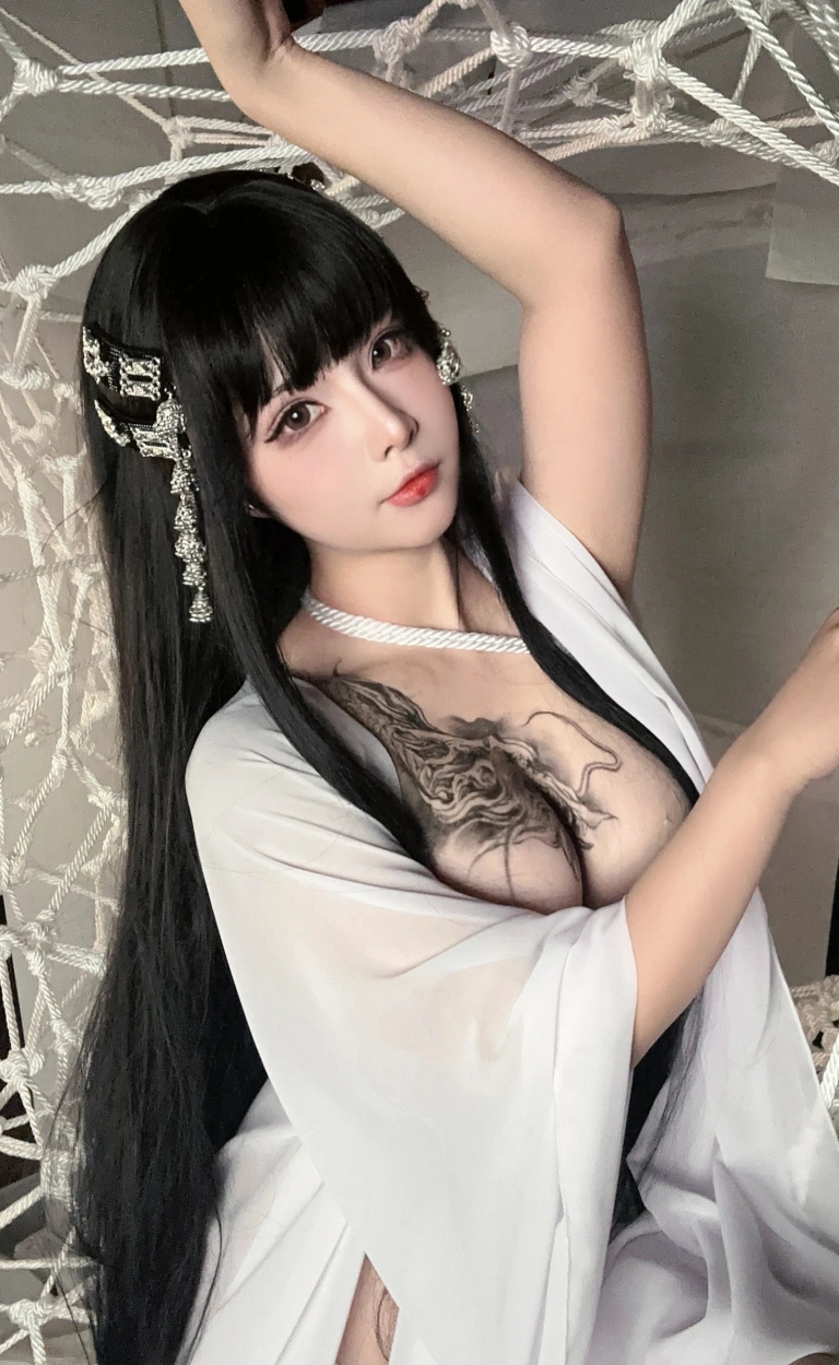 Kokuhui(yuuhui玉汇)《Patreon订阅 白龙吟》主题写真：40张全套美图