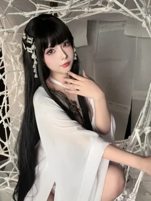Kokuhui(yuuhui玉汇)《Patreon订阅 白龙吟》主题写真：40张全套美图