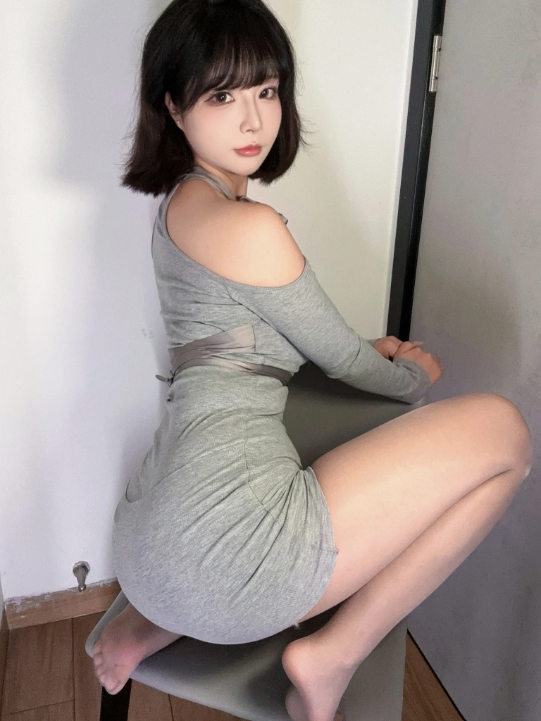Kokuhui(yuuhui玉汇)《Patreon 25.07月会员（邻家姐姐 学生兔）》主题写真：97张全套美图，含5个视频