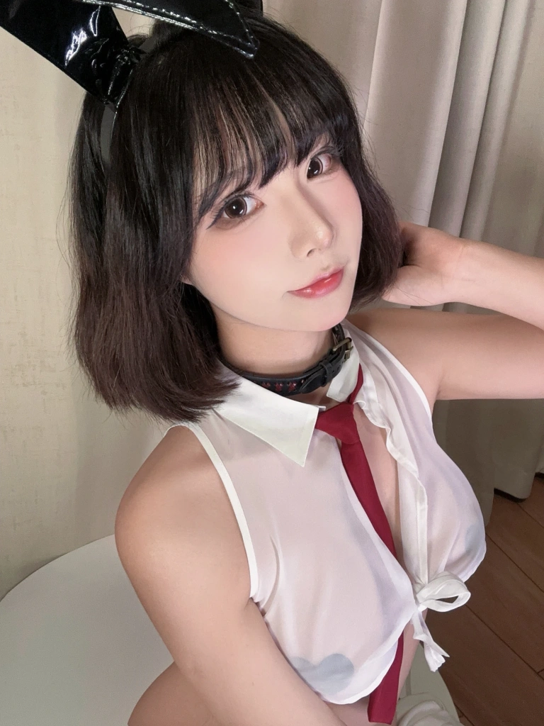 Kokuhui(yuuhui玉汇)《Patreon 25.07月会员（邻家姐姐 学生兔）》主题写真：97张全套美图，含5个视频