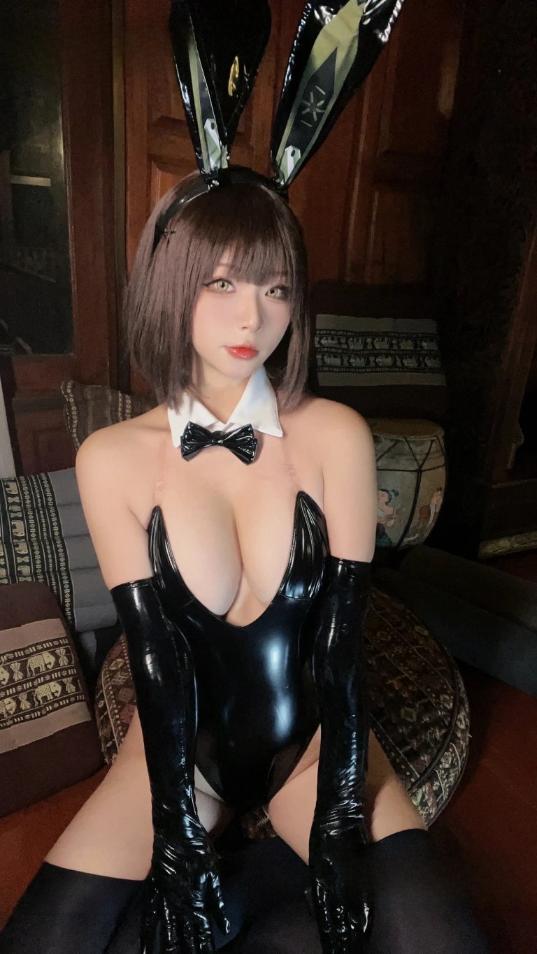 Kokuhui(yuuhui玉汇)《Patreon订阅 黑兔》主题写真：40张全套美图，含2个视频