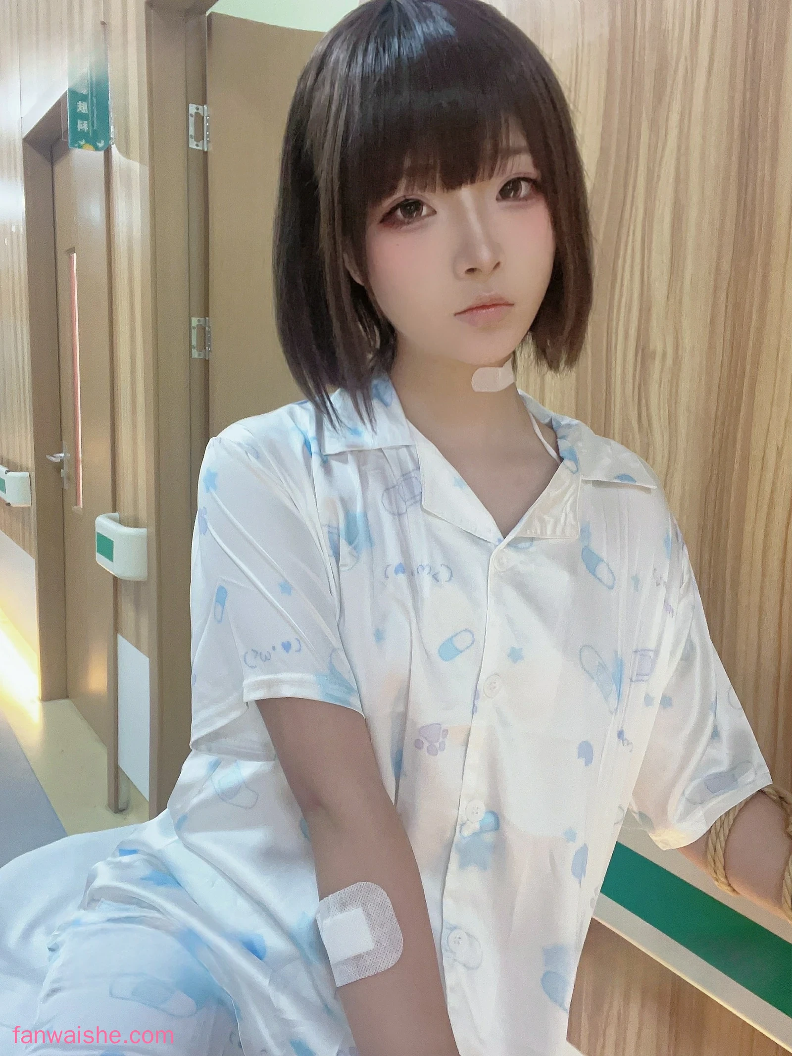 Kokuhui(yuuhui玉汇) Kokuhui(yuuhui玉汇) NO.133 - Patreon订阅 生病的妹妹
