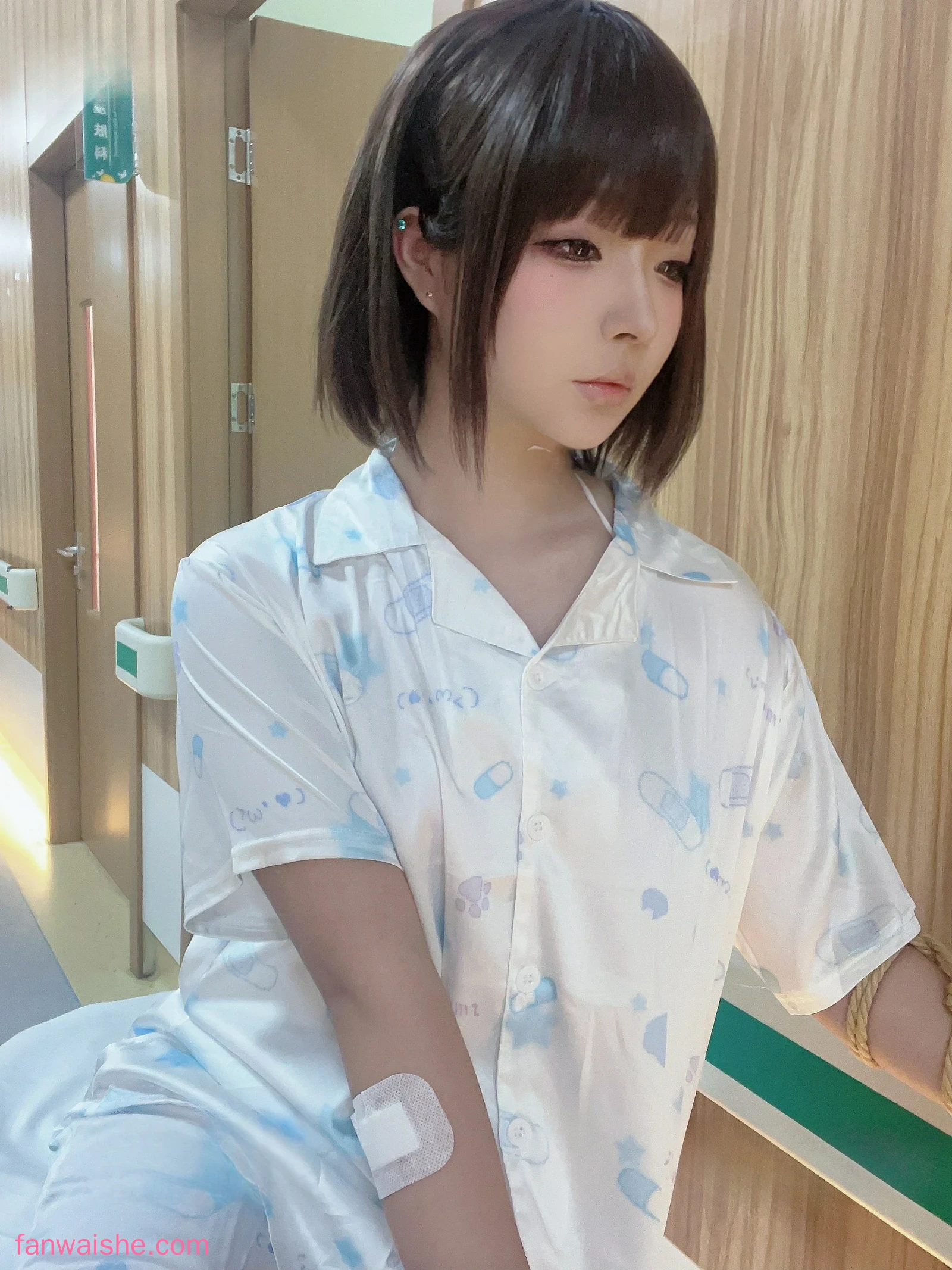 Kokuhui(yuuhui玉汇) Kokuhui(yuuhui玉汇) NO.133 - Patreon订阅 生病的妹妹