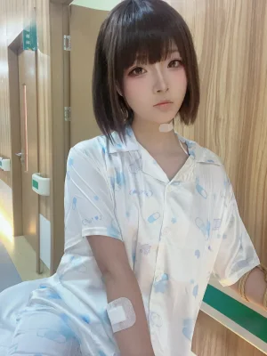 Kokuhui(yuuhui玉汇)《Patreon订阅 生病的妹妹》主题写真：37张全套美图，含2个视频