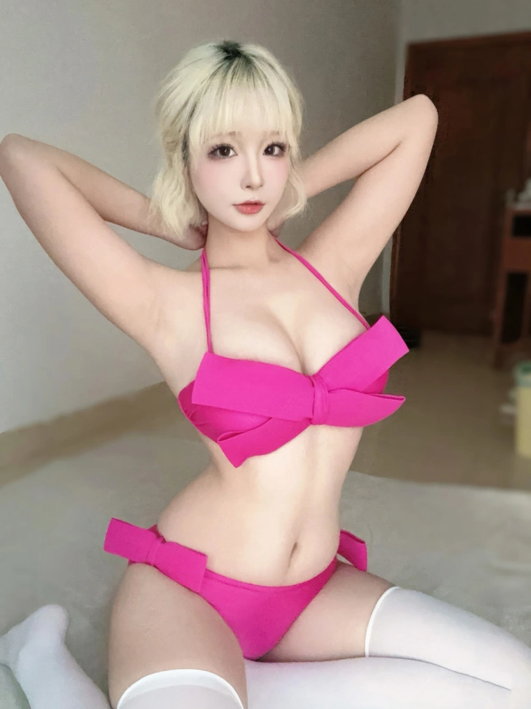 Kokuhui(yuuhui玉汇)《红粉佳人》主题写真：51张全套美图，含2个视频