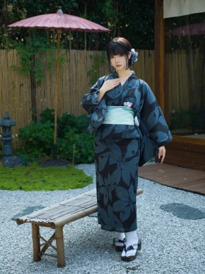 Kokuhui(yuuhui玉汇)《庭院里的宠儿》主题写真：117张全套美图，含3个视频
