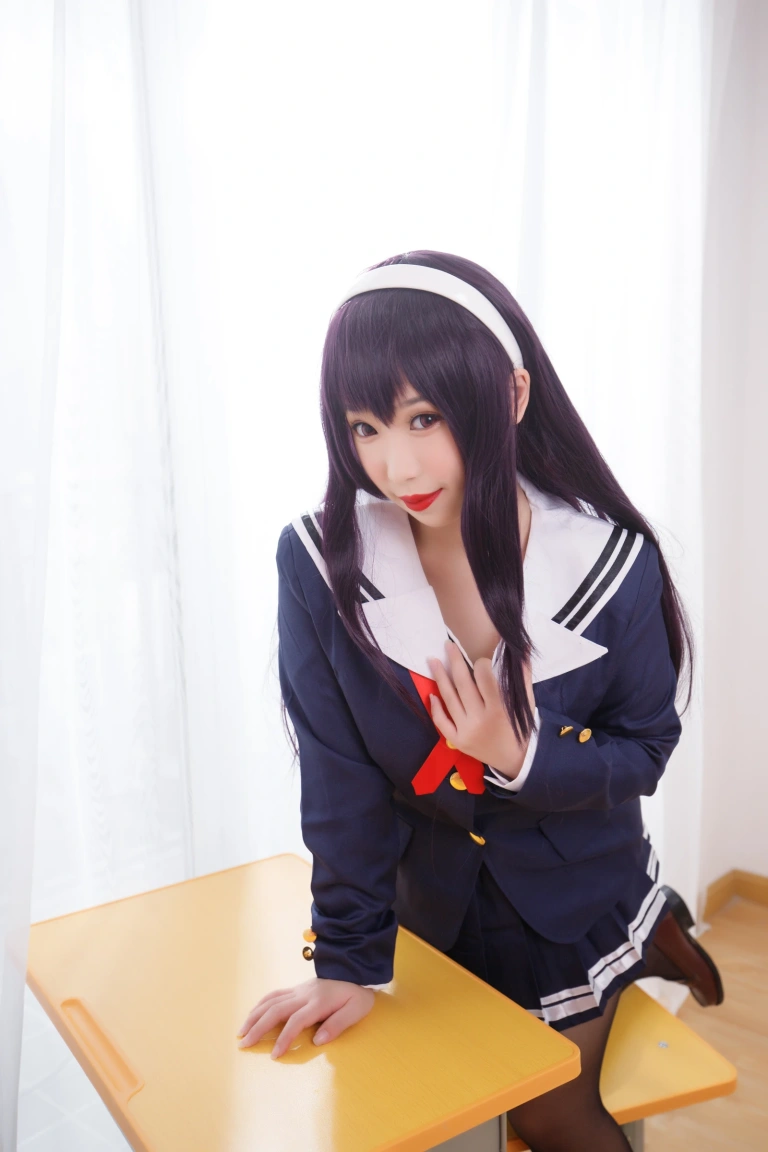 胡桃Kurumi《胡桃 NO.001 – 学姐》主题写真：187张全套美图，含5个视频