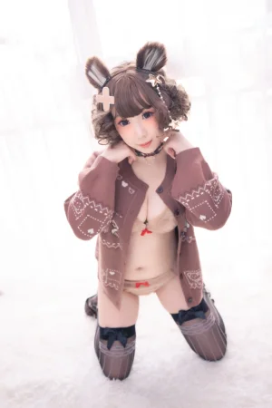胡桃Kurumi《胡桃 NO.002 – 熊熊》主题写真：221张全套美图，含10个视频