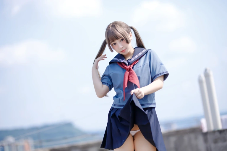 胡桃Kurumi《胡桃 NO.004 – 天台的爱之告白》主题写真：143张全套美图，含4个视频