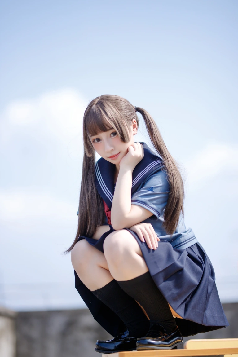 胡桃Kurumi《胡桃 NO.004 – 天台的爱之告白》主题写真：143张全套美图，含4个视频