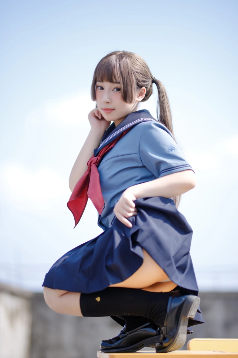 胡桃Kurumi《胡桃 NO.004 – 天台的爱之告白》主题写真：143张全套美图，含4个视频