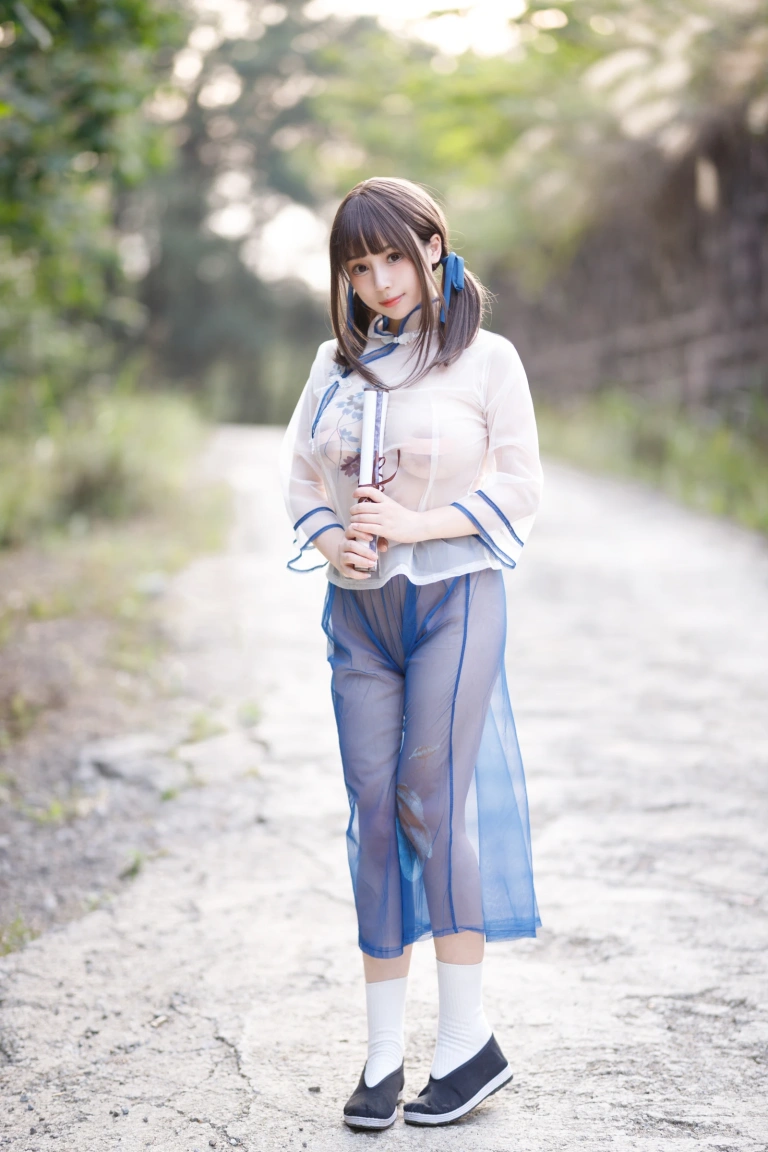 胡桃Kurumi《胡桃 NO.005 – 乡野小娇妻》主题写真：69张全套美图，含4个视频