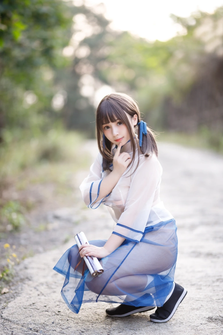 胡桃Kurumi《胡桃 NO.005 – 乡野小娇妻》主题写真：69张全套美图，含4个视频