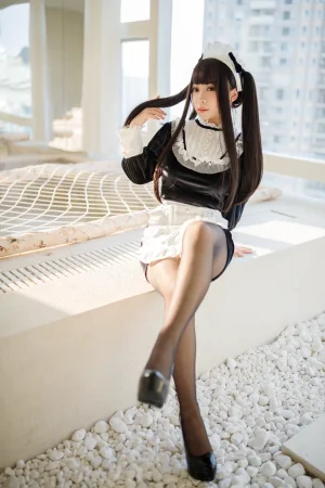 胡桃Kurumi《胡桃 NO.007 – 更衣女仆》主题写真：71张全套美图，含4个视频