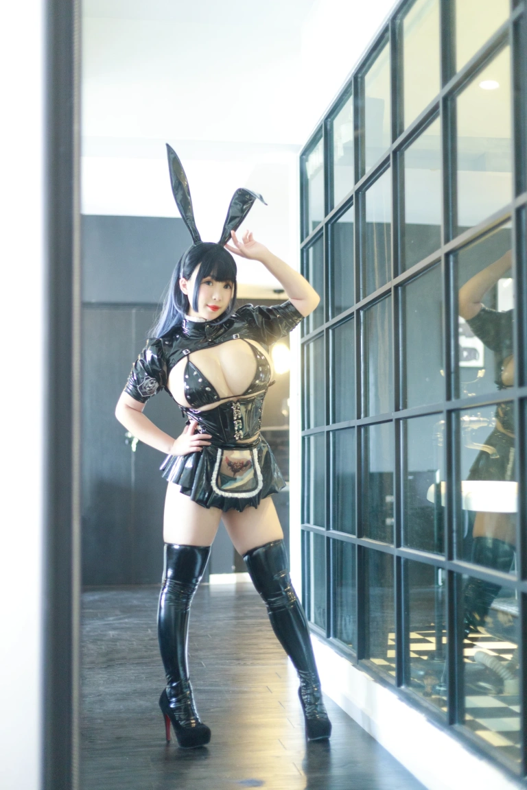 胡桃Kurumi《胡桃 NO.015 – 暗黑兔女郎》主题写真：136张全套美图，含4个视频