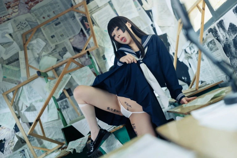 胡桃Kurumi《胡桃 NO.023 – 反差学妹》主题写真：132张全套美图