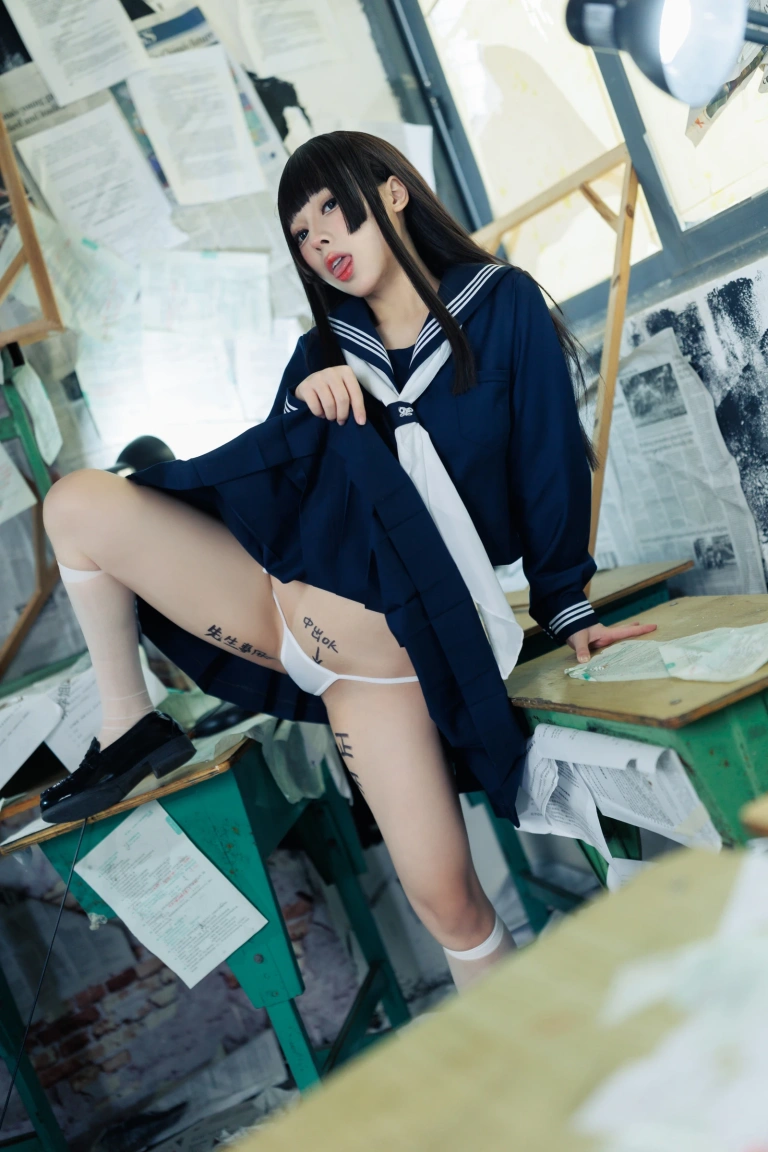 胡桃Kurumi《胡桃 NO.023 – 反差学妹》主题写真：132张全套美图