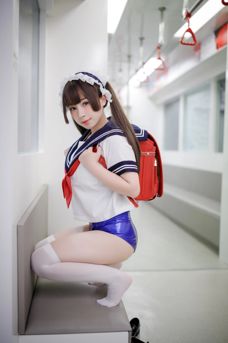 胡桃Kurumi《胡桃 NO.031 – 电车痴女》主题写真：152张全套美图