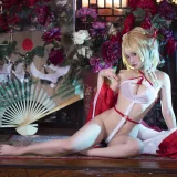 洛璃LoLiSAMA《光荣凉夜香雪》主题写真：36张全套美图