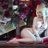 洛璃LoLiSAMA《光荣凉夜香雪》主题写真：36张全套美图