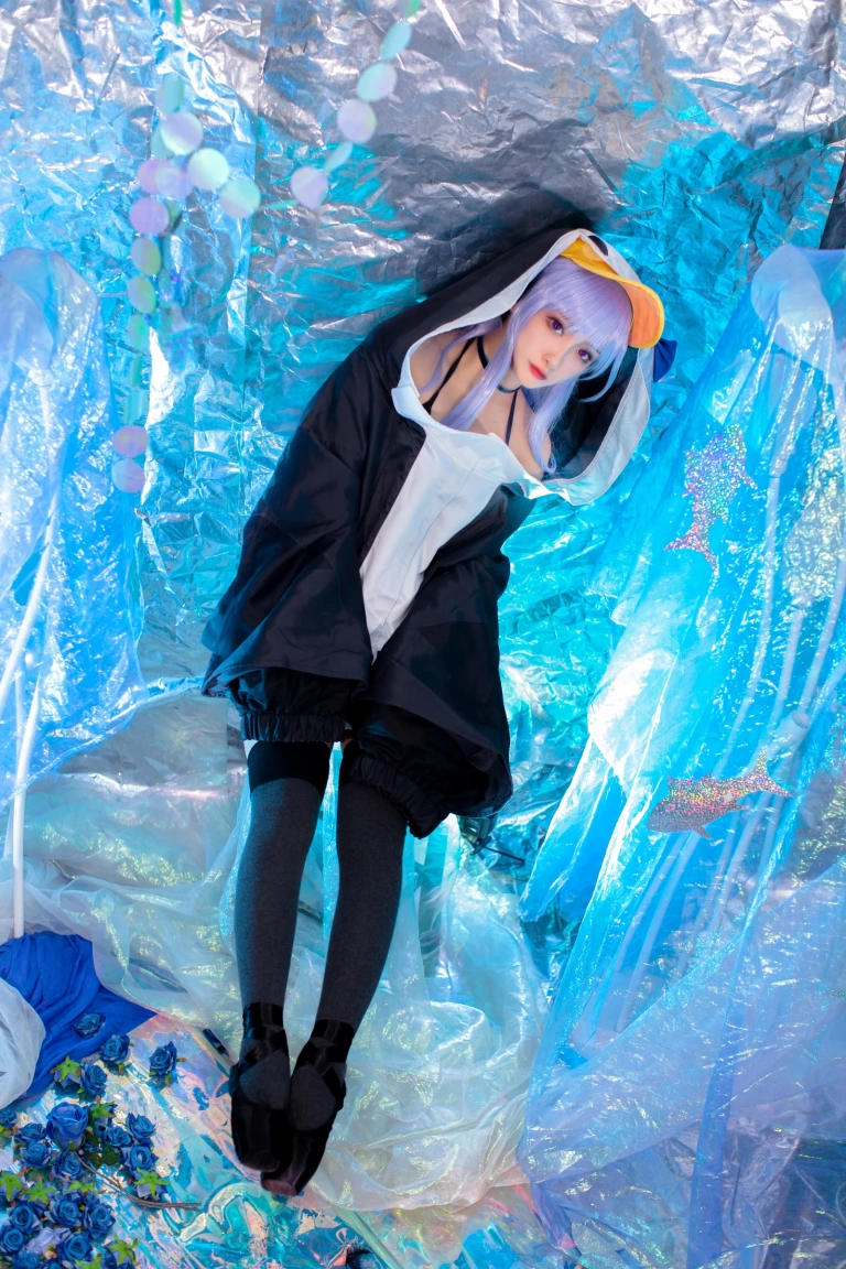 洛璃LoLiSAMA《水着莉莉丝》主题写真：32张全套美图