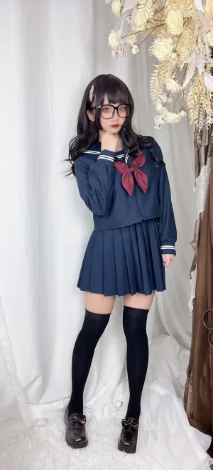 洛璃LoLiSAMA《第一次的约会》主题写真：113张全套美图，含3个视频