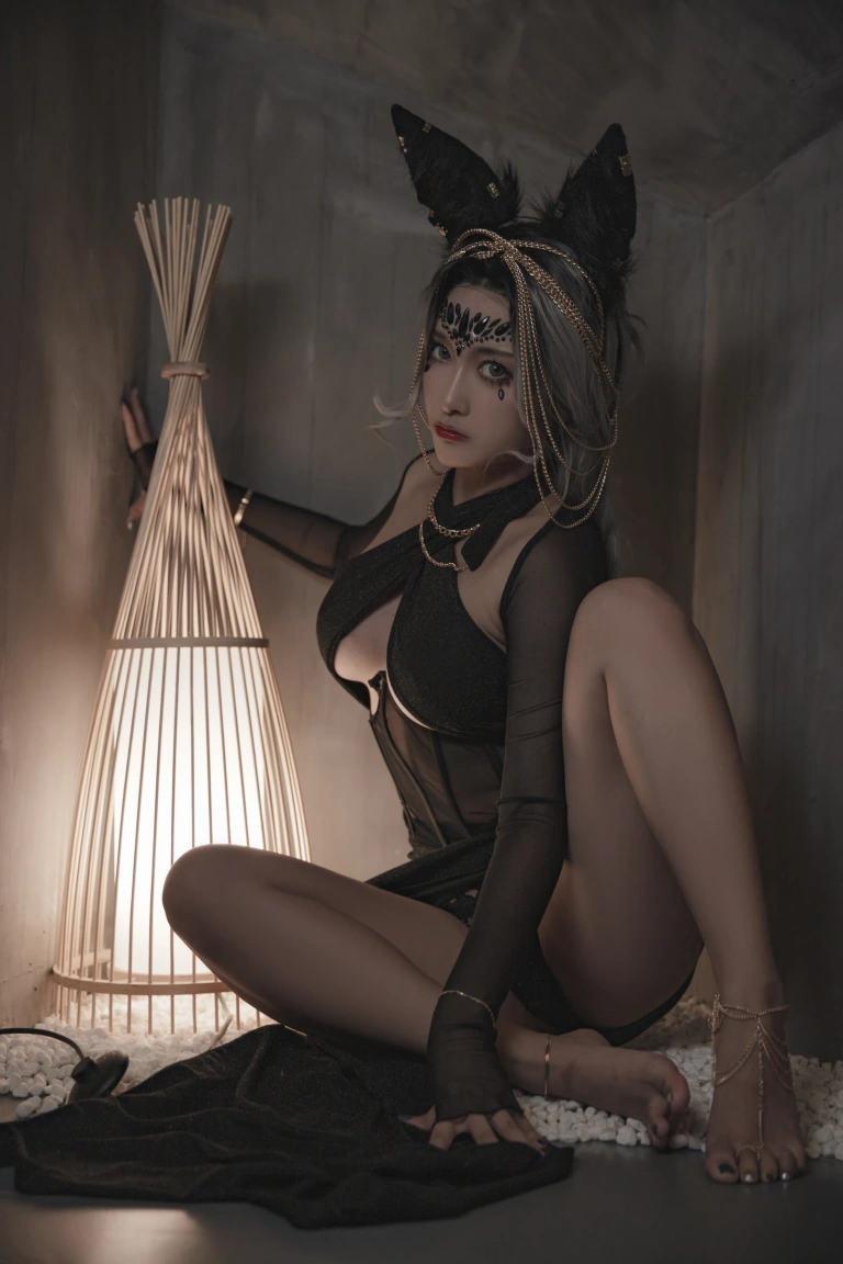 洛璃LoLiSAMA《狼少女 狼女的调教》主题写真：130张全套美图