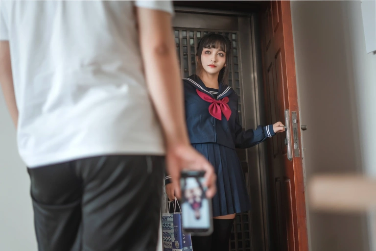 洛璃LoLiSAMA《JK》主题写真：62张全套美图