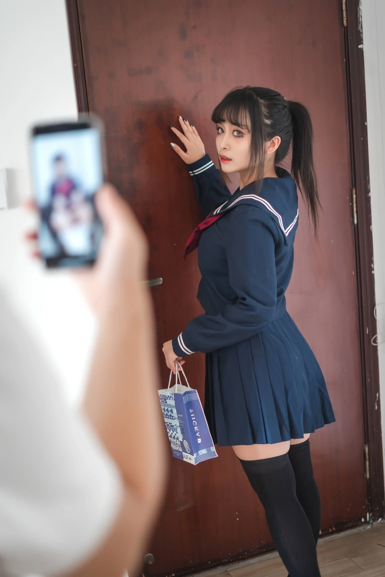 洛璃LoLiSAMA《JK》主题写真：62张全套美图