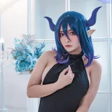 洛璃LoLiSAMA《九月舰长《维尔梅》》主题写真：64张全套美图
