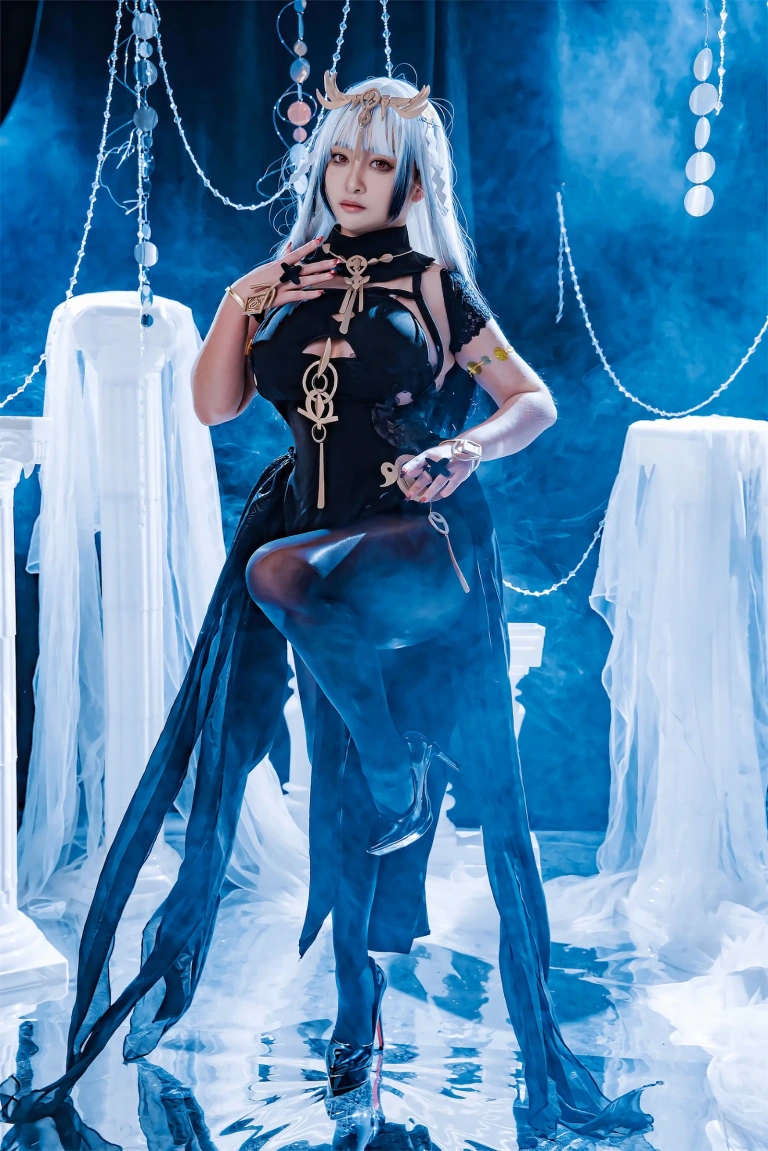 洛璃LoLiSAMA《埃姆登》主题写真：53张全套美图